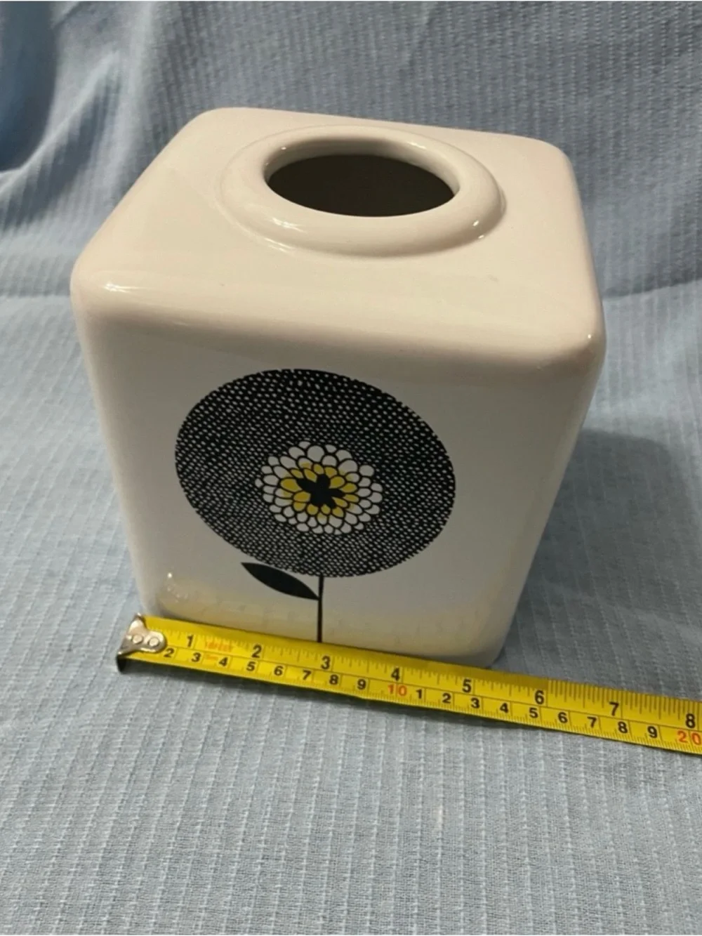 Flower Fields shower curtain & tissue holder set